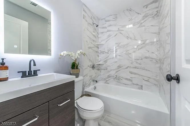 38 Davenport Ave #1-O7107 — Photo 6