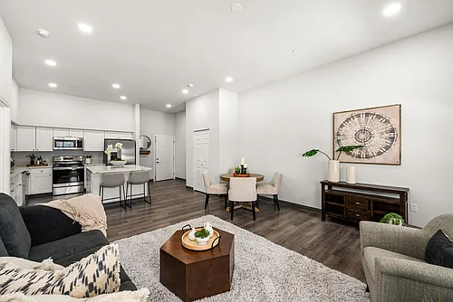 Paradise Oaks Luxury Senior Living Photo 1