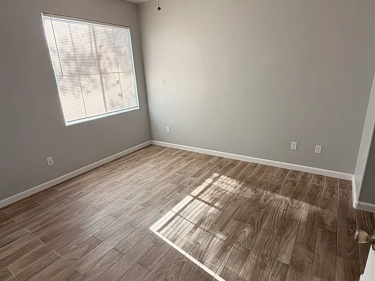 9050 W Warm Springs Rd #1153 — Photo 3