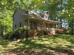 208 Sayber Ln, Lexington, NC 27295