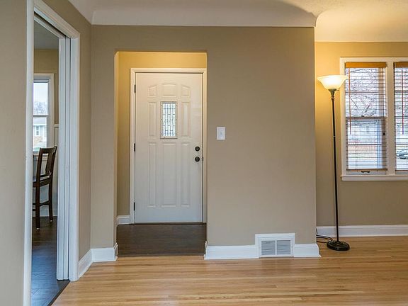 3rd image of 145 W Douglas St