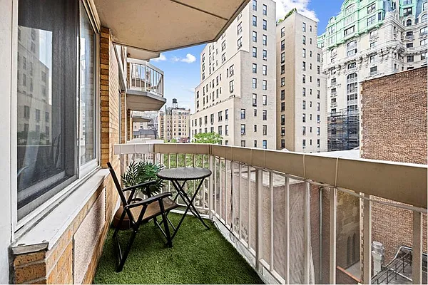 Rented by Douglas Elliman | media 9