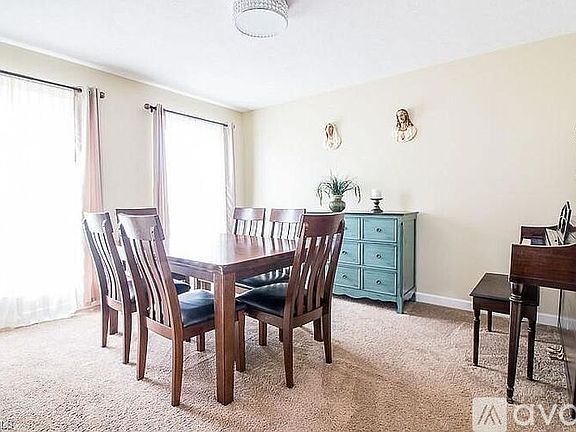 4th image of 1401 N Oralee Ln #1
