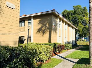Villas Of Riverside Condo, Coral Springs, FL 33065