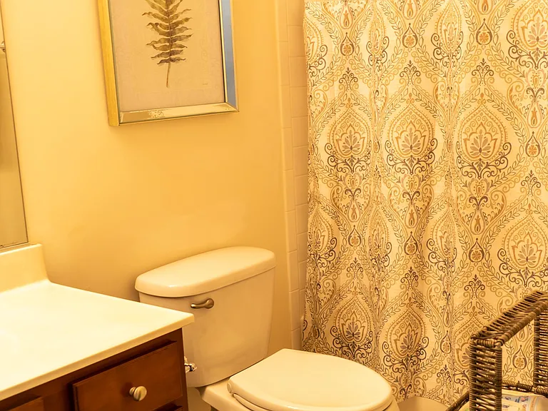 25095 Croxley Green Sq — Photo 56