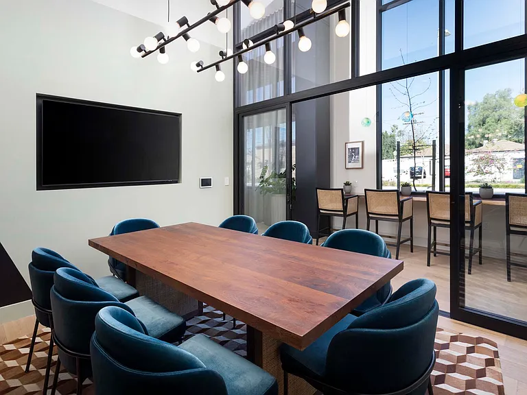 Alexan Noho West — Photo 27