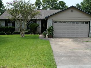 5922 Raza Rd, Pearland, TX 77584