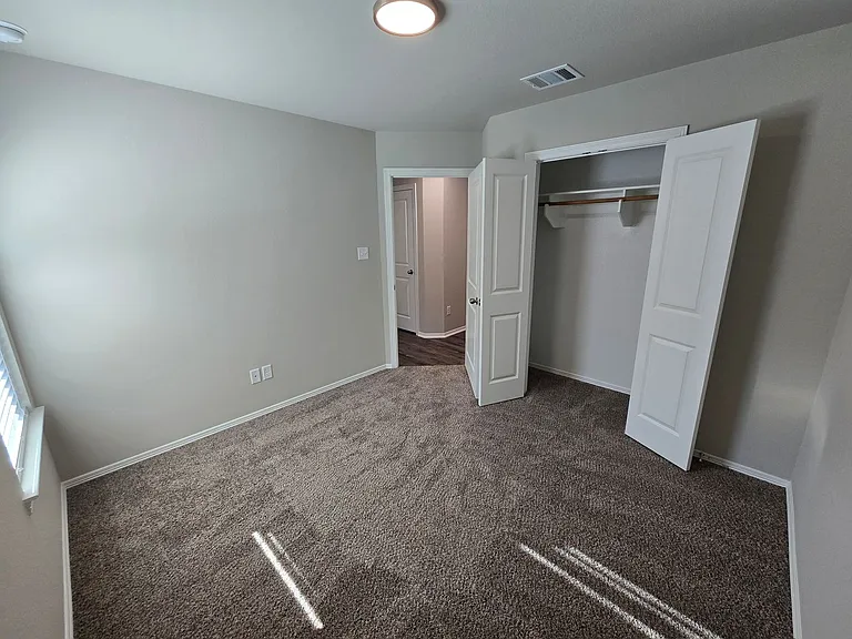 1221 High St — Photo 12