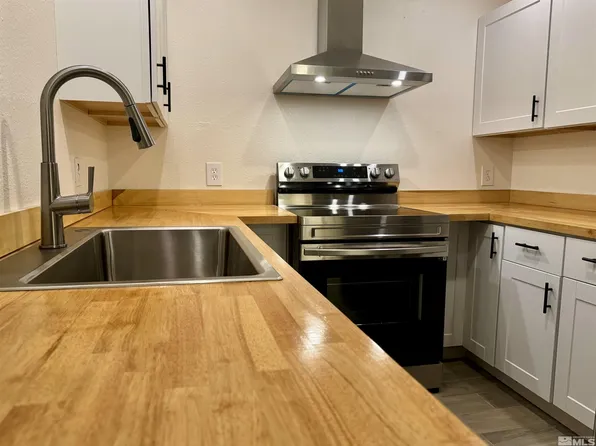 2385 Tripp Dr APT 7, Reno, NV 89512