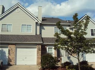 938 Prestwick Dr, Indianapolis, IN