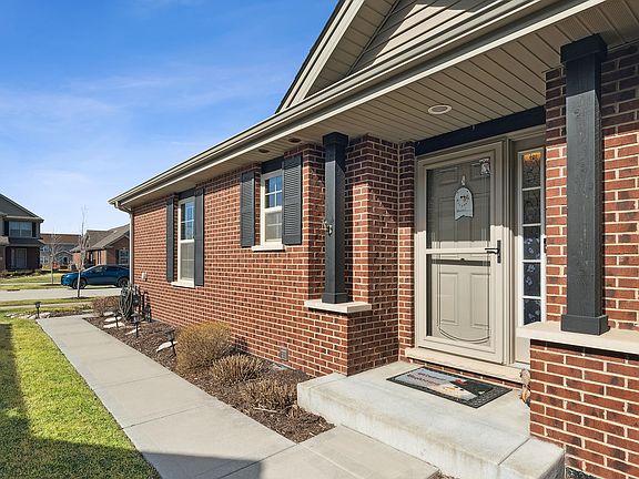 3rd image of 25613 S Riley Erin Rd