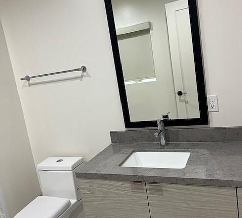 4th image of 1946 Overland Ave APT 204