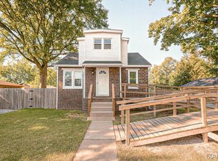 1414 West Dr, Bethalto, IL 62010