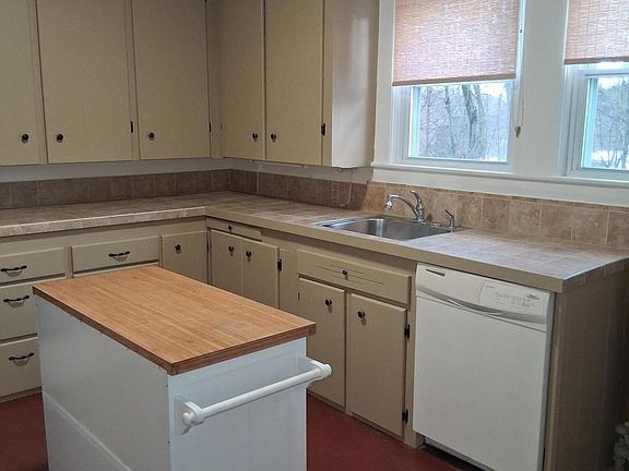 2nd image of 17 Burleigh Street