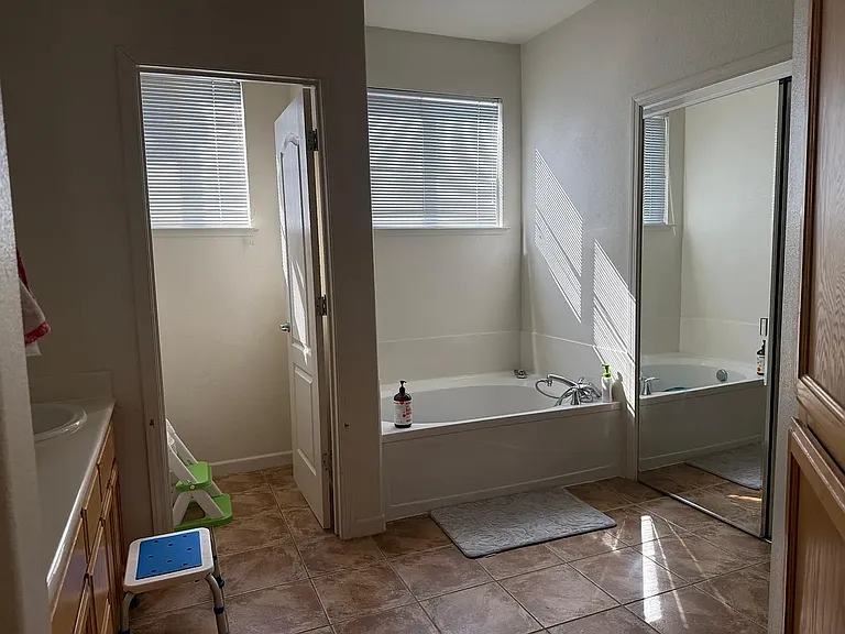 4467 Moulin Pl — Photo 19