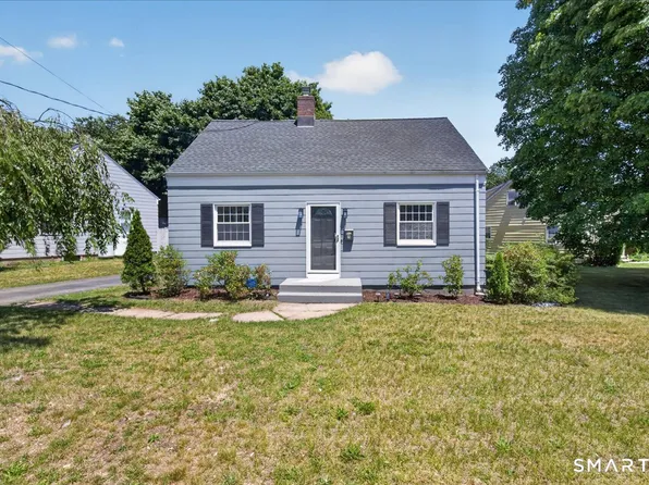 5 Lynmot Road, Hamden, CT 06514