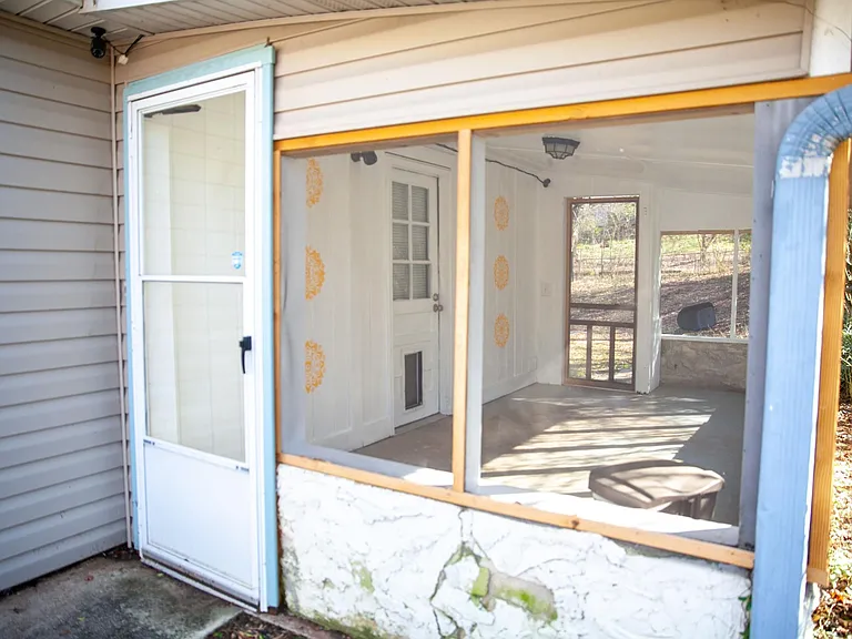 24 Barclay Dr — Photo 15