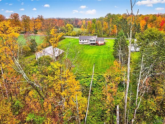 3rd image of 9393 Harris Rd