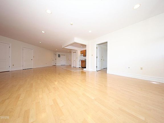 4th image of 1919 24th Ave APT L311