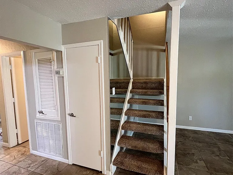 2265 W Settlers Way — Photo 9