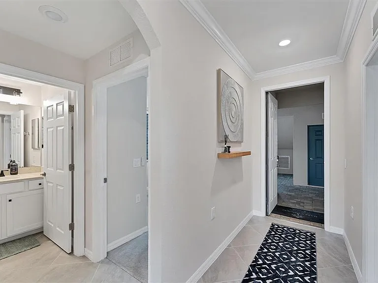 17704 Gawthrop Dr #102 — Photo 2