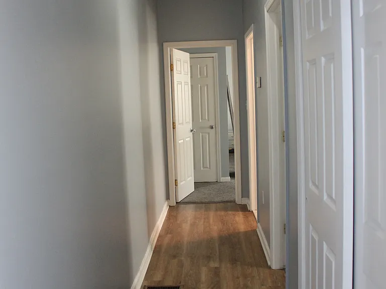 2400 Duncan St #1 — Photo 11