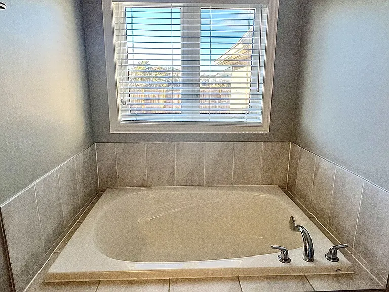 124 Elephant Hill Dr — Photo 12