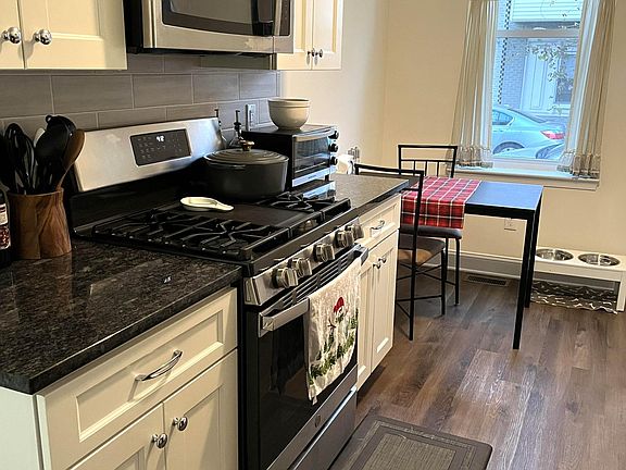 2nd image of 841 N 22nd St Unit 1