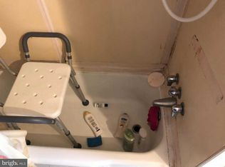 62 Hanover St, Pemberton, NJ 08068