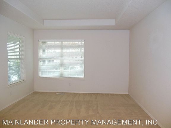 2nd image of 5899 NE Tunbridge St
