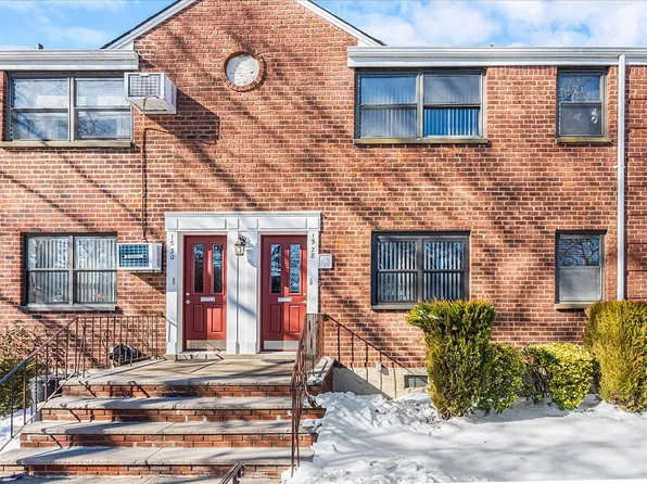 15-28 160th St #6-29, Whitestone, NY 11357