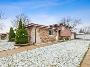 7700 Normandy Ave, Burbank, IL 60459