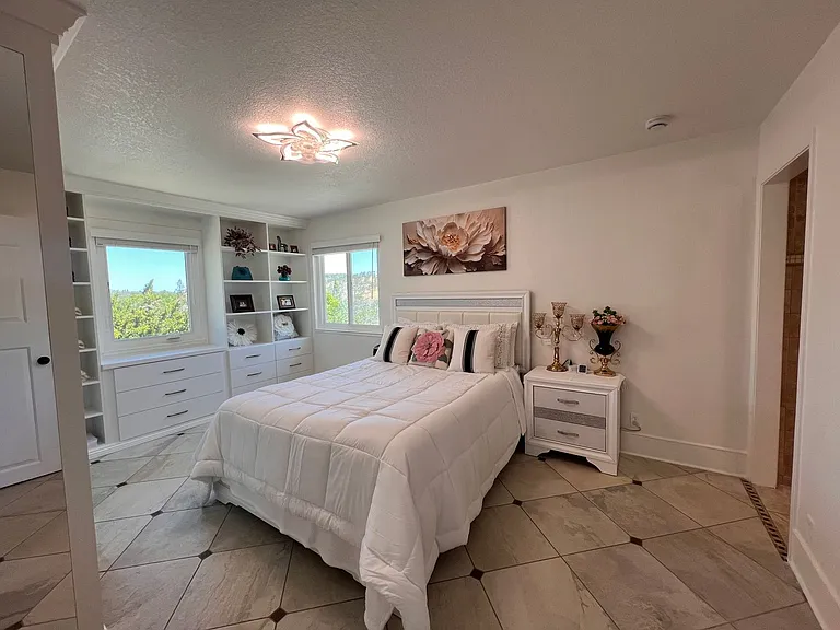 912 Yosemite Ln — Photo 28
