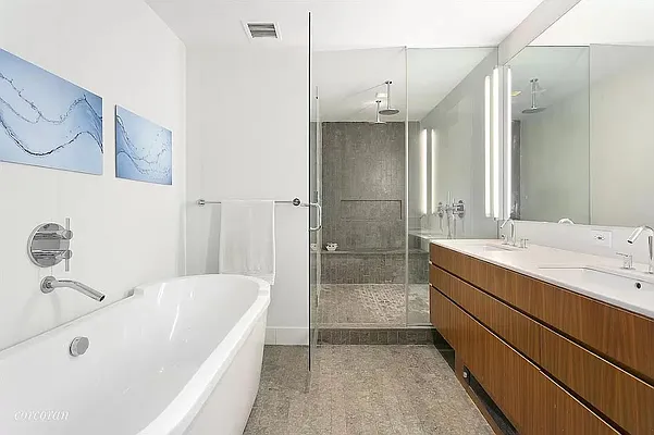 Rented by Compass | media 7