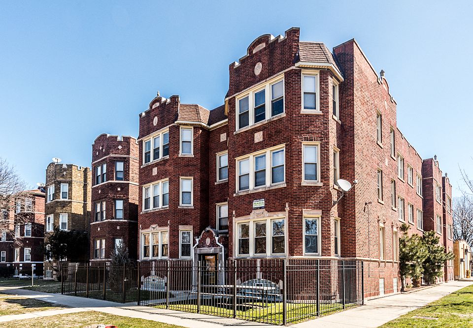 Chatham Chicago, IL Apartments for Rent | 8057 S Dobson Ave
