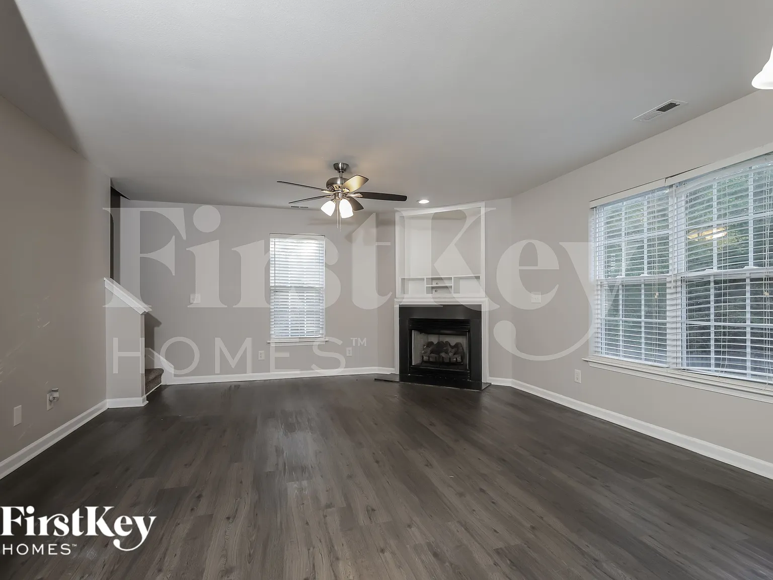 4 bed, 2.5 bath, 2752 sqft, $2,485 — Photo 2