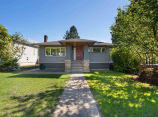 409 W 27th St, North Vancouver, BC V7N 2H7