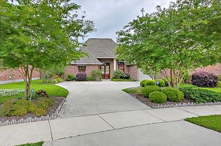 2nd image of 2453 Pointe South Dr