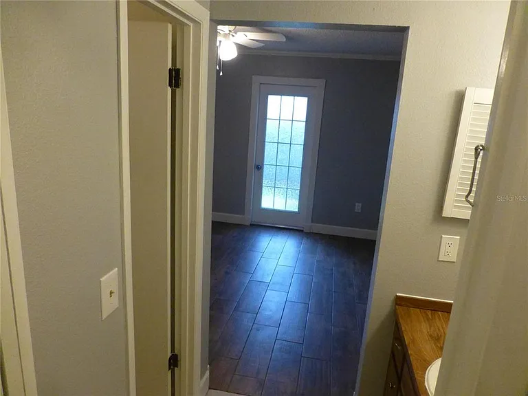 1890 Wolford Rd #5 — Photo 21