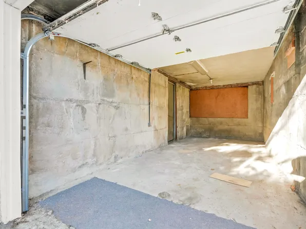 20-11 35th Street image 22 of 30