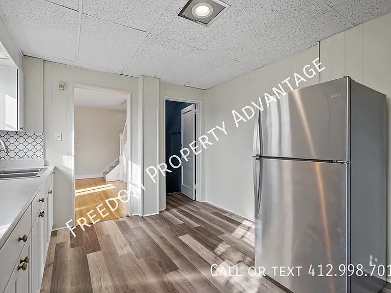 3230 California Ave — Photo 19