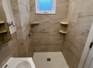 132 Circle Ave APT 1, Forest Park, IL 60130