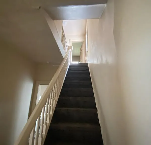 736 New Castle Ave — Photo 2