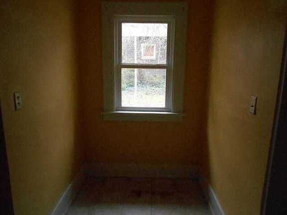 Breakfast nook in kitchen