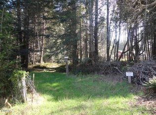 33001 Simpson Rd, Fort Bragg, CA 95437