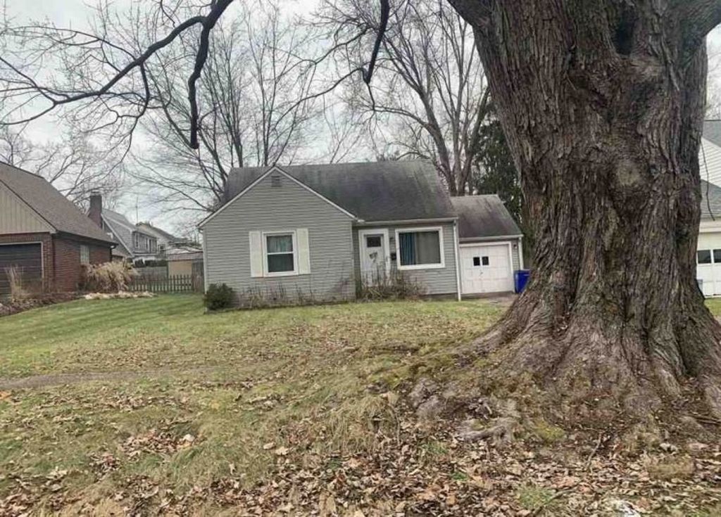 Real estate listing image