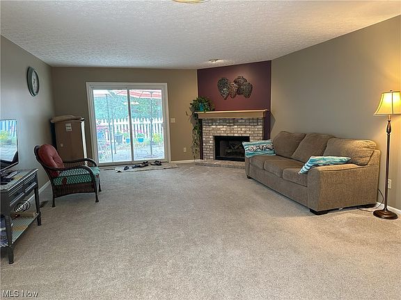 4th image of 1436 Ledgewood Ln