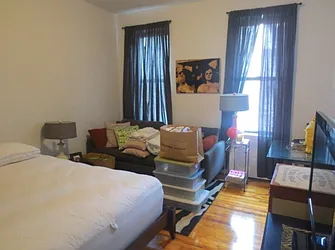 Rented by Mdrn Residential