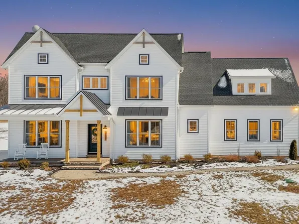 3471 Bullfrog Rd, Taneytown, MD 21787