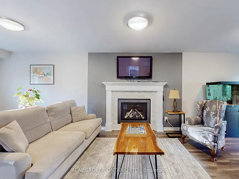 15 Jasmine Cres — Photo 30